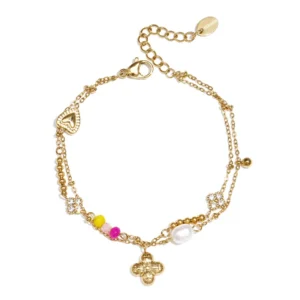 Armband met hangend klavertje, parel en kralen